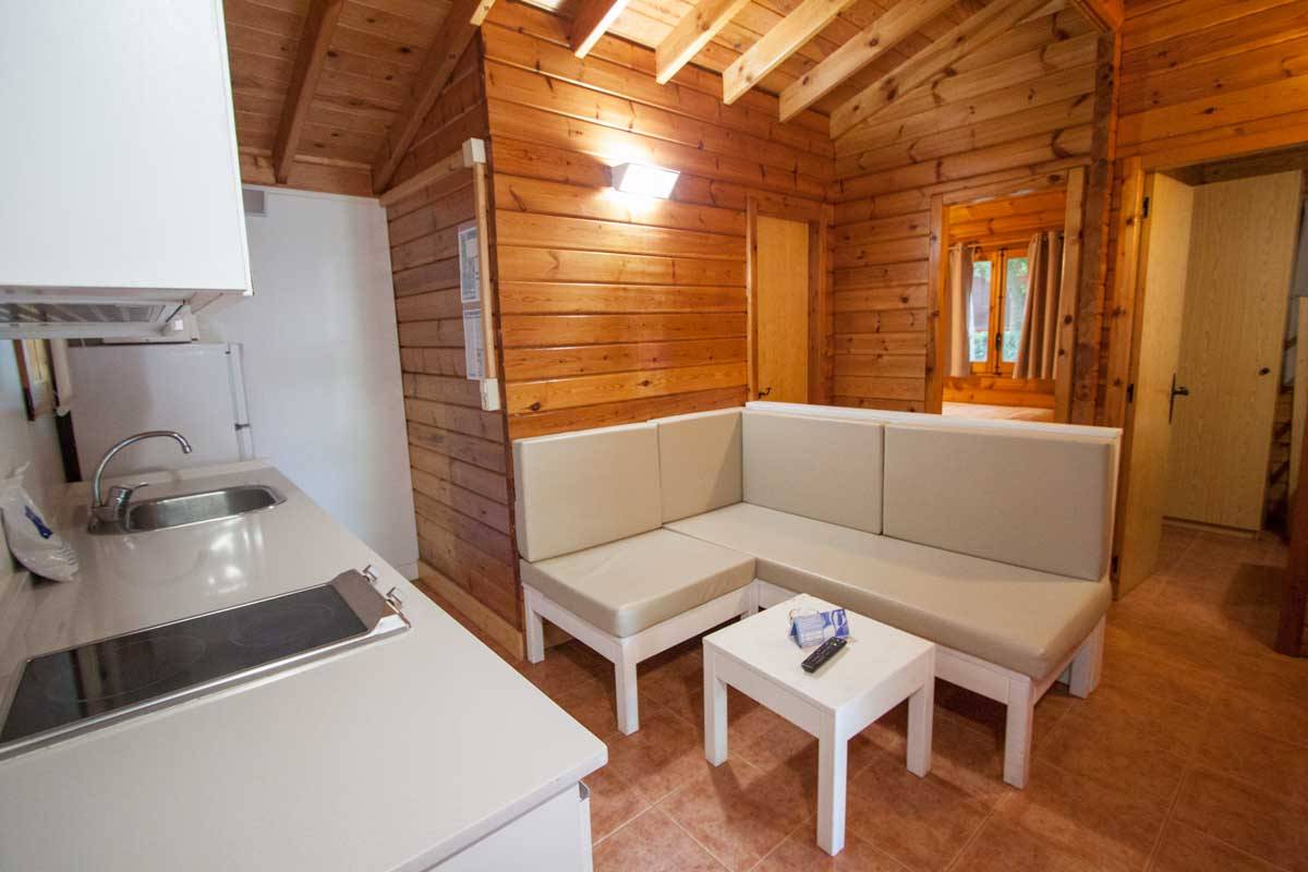 Camping Joan - bungalow Costa Confort Paradise dinning-room